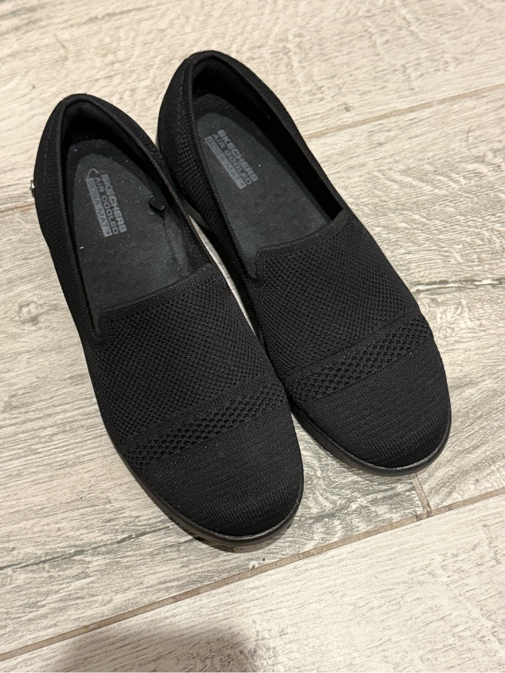 Skechers Goga Mat Slip-On Shoes